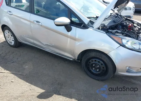 2015 Ford Fiesta S z USA, uszkodzony, nr VIN 3FADP4TJ7FM222068